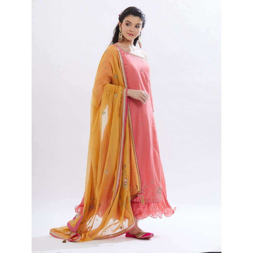 MANDIRA WIRK Coral Embroidered Kurta Set Of 2