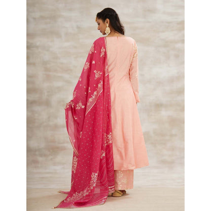 MANDIRA WIRK Peach Embellished Festive Kurta with Pant and Dupatta (Set of 3)