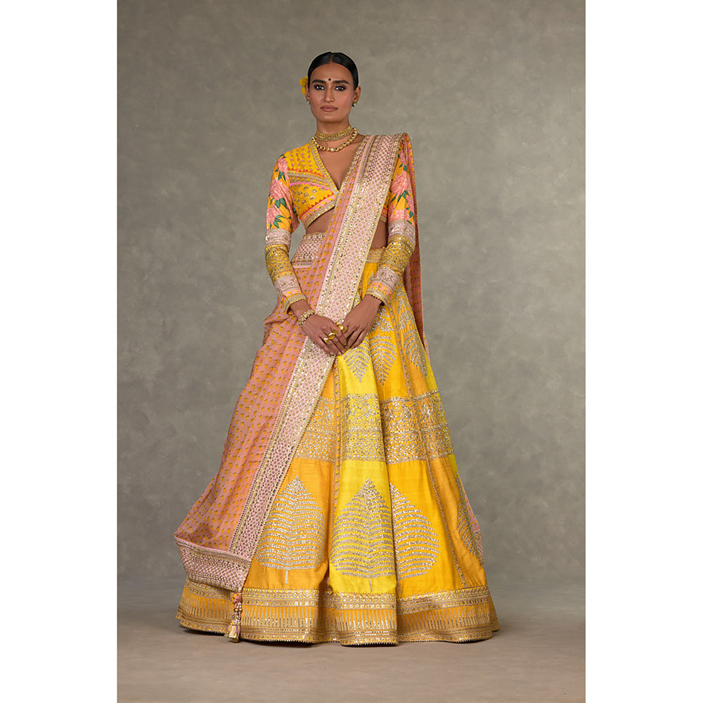 Masaba Yellow Sorbet Paan-Patti Lehenga Choli with Dupatta & Can Can Skirt (Set of 4)