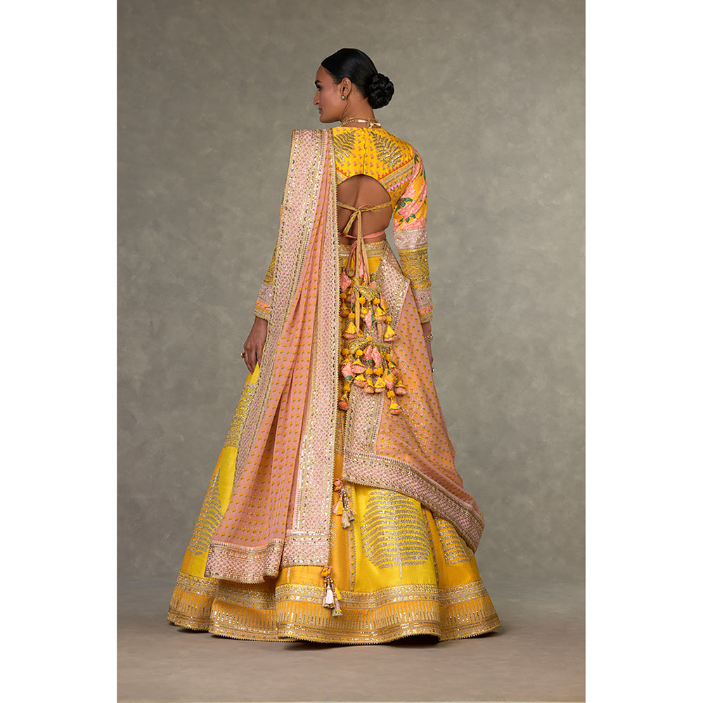 Masaba Yellow Sorbet Paan-Patti Lehenga Choli with Dupatta & Can Can Skirt (Set of 4)