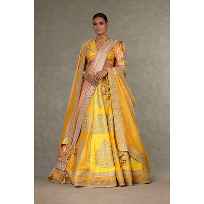 Masaba Yellow Sorbet Paan-Patti Lehenga Choli with 2 Dupatta & Can Can Skirt (Set of 5)