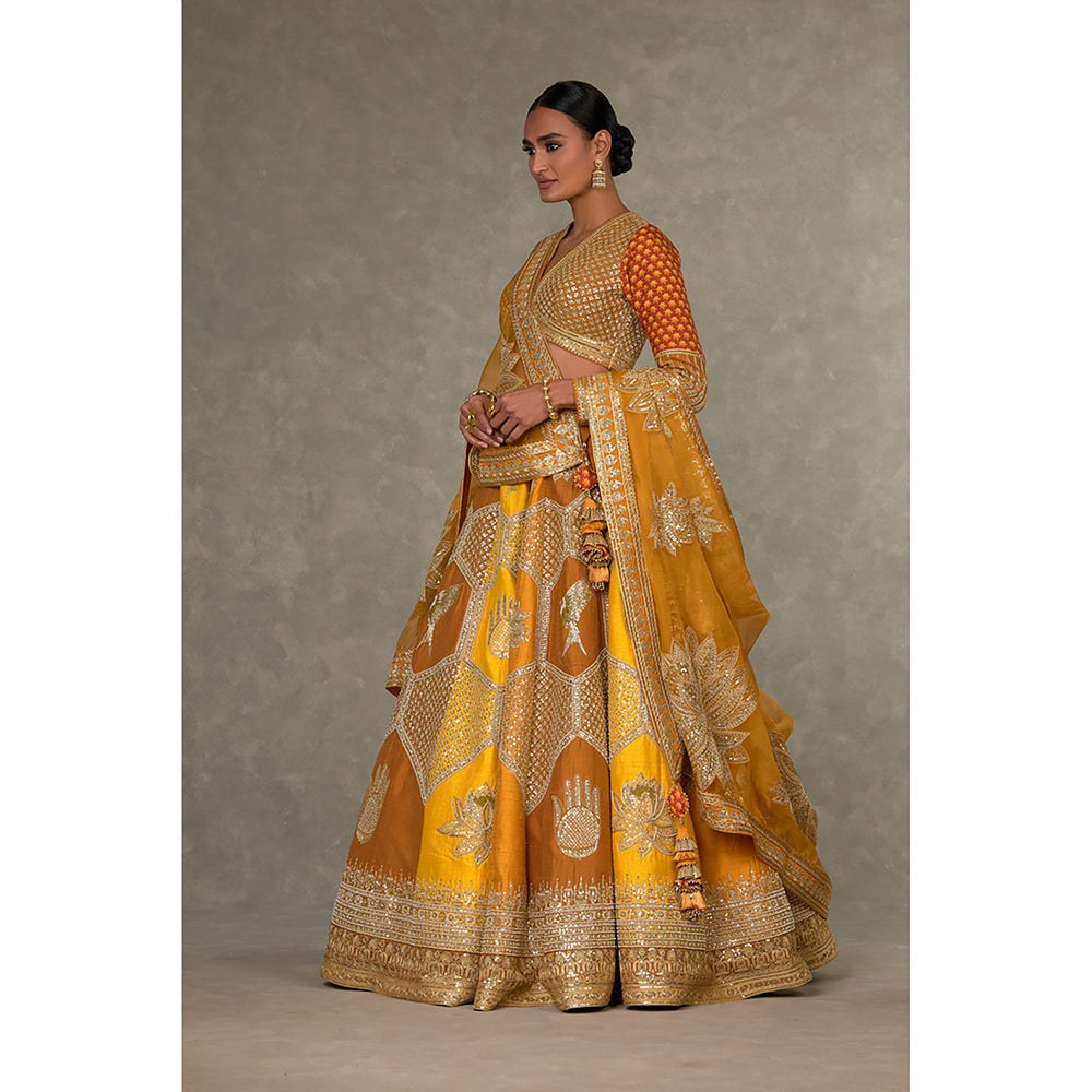 Masaba Ochre Neel-Kamal Lehenga Choli with Dupatta & Can Can Skirt (Set of 4)