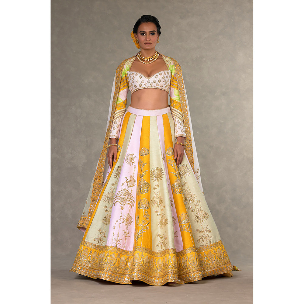 Masaba Nimbu Mirchi Lehenga Choli with Dupatta & Can Can Skirt (Set of 4)