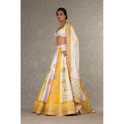 Masaba Nimbu Mirchi Lehenga Choli with Dupatta & Can Can Skirt (Set of 4)