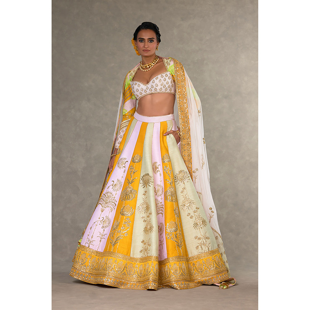 Masaba Nimbu Mirchi Lehenga Choli with Dupatta & Can Can Skirt (Set of 4)