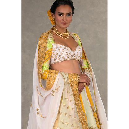 Masaba Nimbu Mirchi Lehenga Choli with Dupatta & Can Can Skirt (Set of 4)