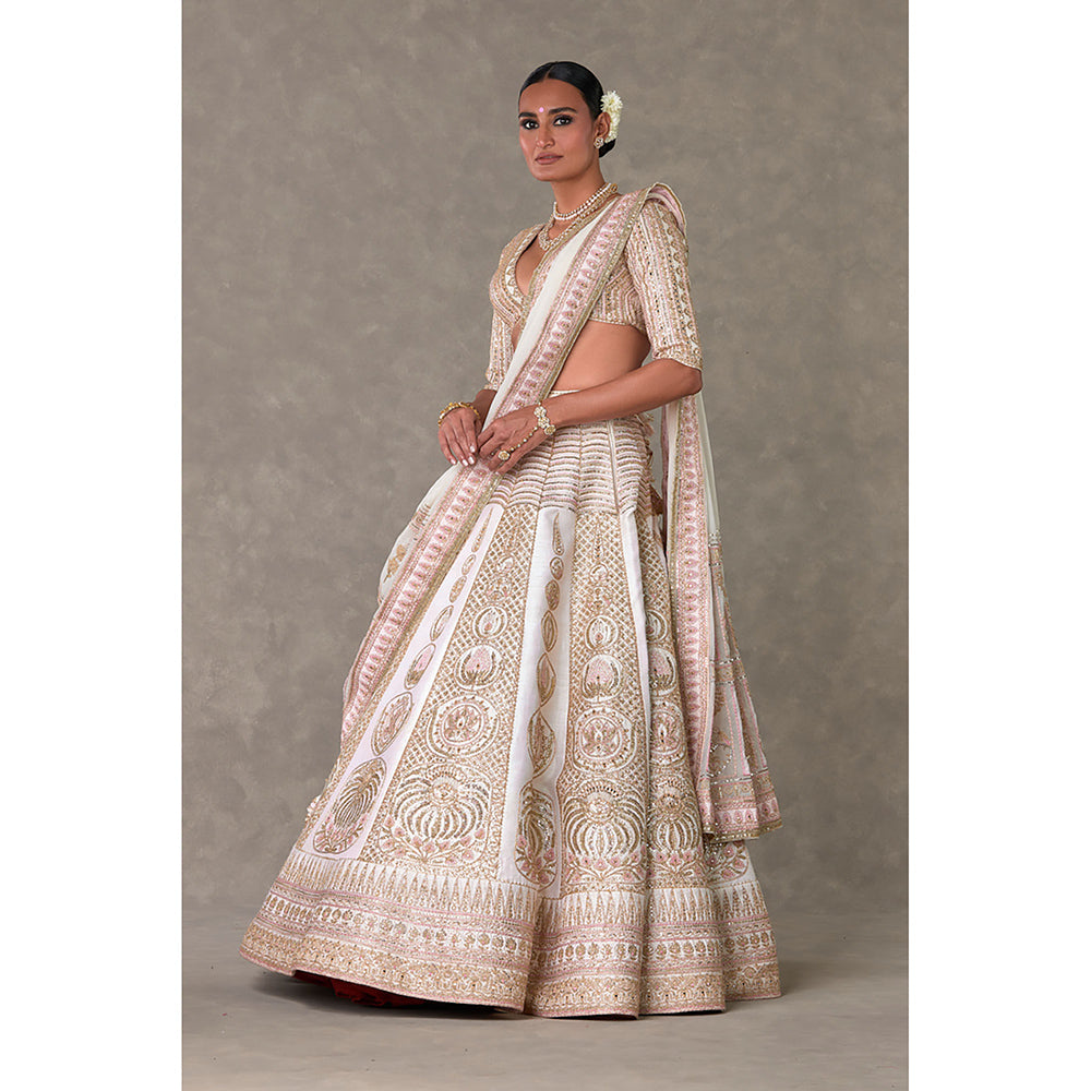Masaba Ivory Bagh-E-Bahar Lehenga Choli with Dupatta & Can Can Skirt (Set of 4)