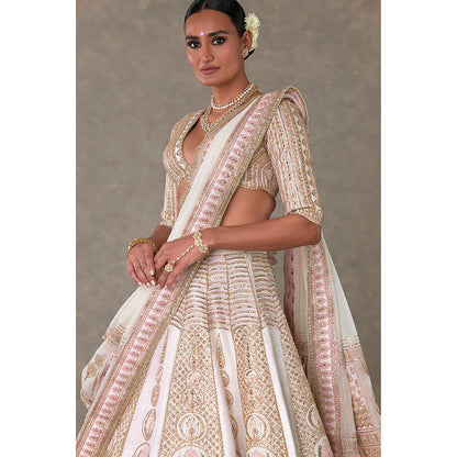 Masaba Ivory Bagh-E-Bahar Lehenga Choli with Dupatta & Can Can Skirt (Set of 4)