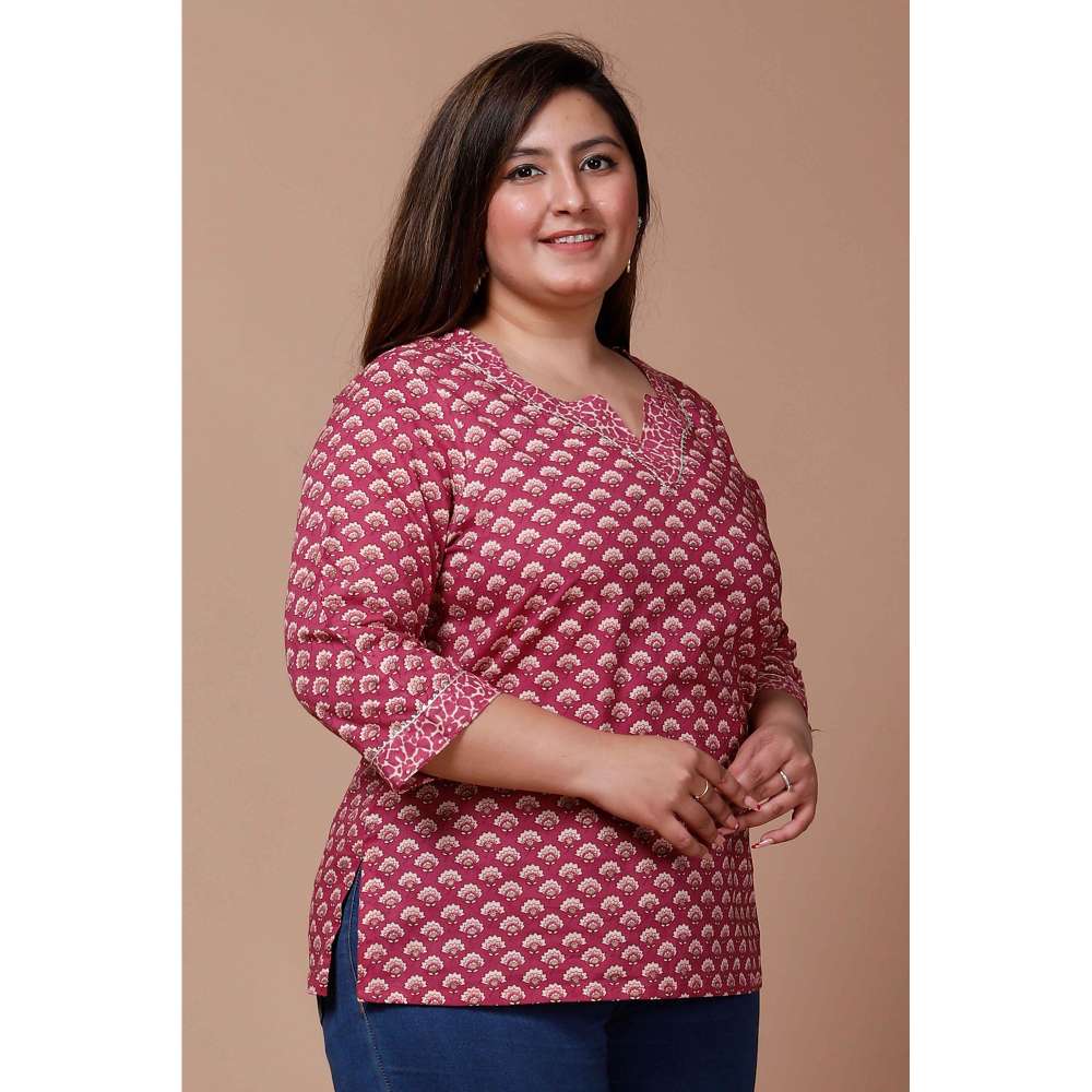 Miravan Women Plus Size Pink Floral Printed Cotton Top