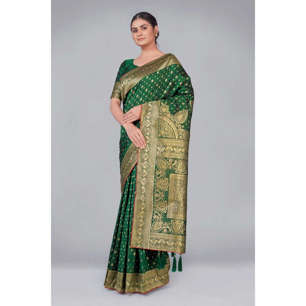 Monjolika Fashion Banarasi Silk Dark Green Zari Woven Traditional Saree with Unstitched Blouse
