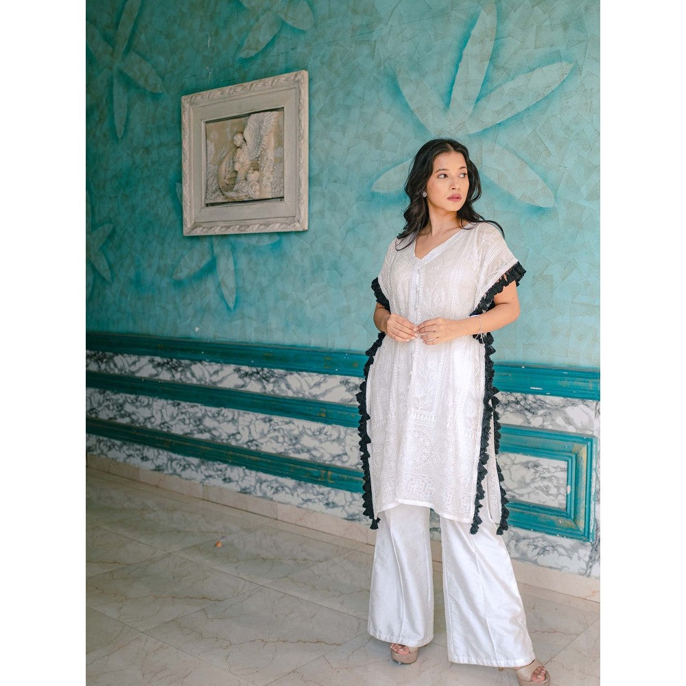 MONK & MEI Begum Chikankari Kaftan & Pants- White (Set of 2)