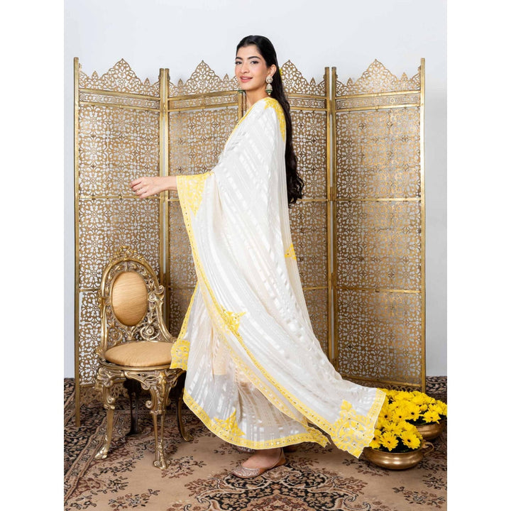 Nadima Saqib Yellow-White Embroidered Kurta (Set of 3)