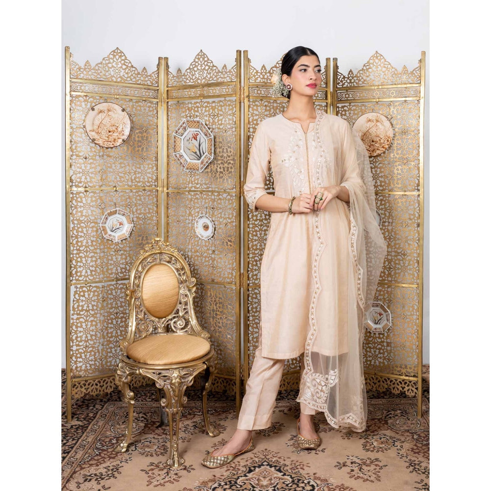 Nadima Saqib Beige Embroidered Kurta (Set of 3)