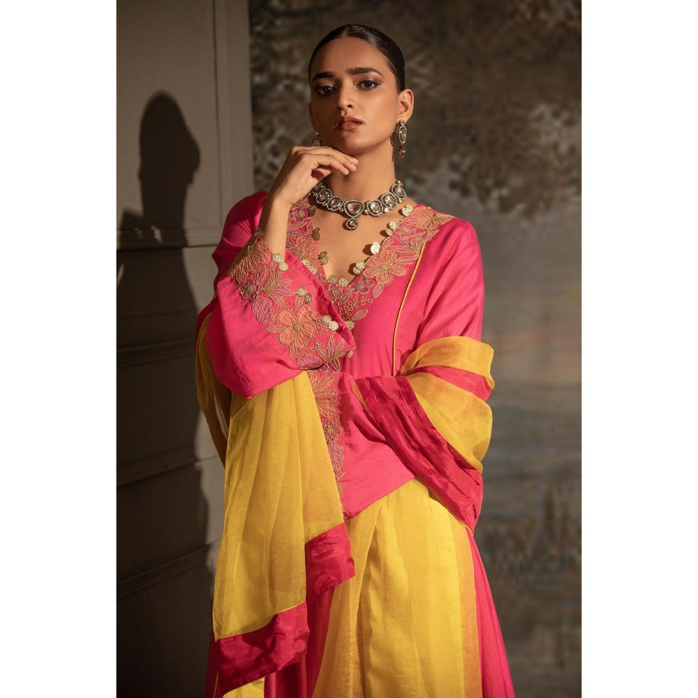 Neha Khullar Fuchsia Chanderi Silk Kurta Pant with Dupatta (Set of 3)