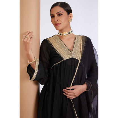 Neha Khullar Black Chnaderi Silk Embroidered Kurta Pant & Dupatta (Set of 3)