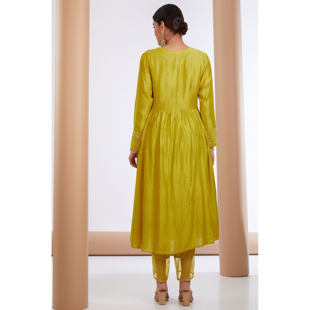 Neha Khullar Green Embroidered Anarkali Kurta Pant & Dupatta (Set of 3)