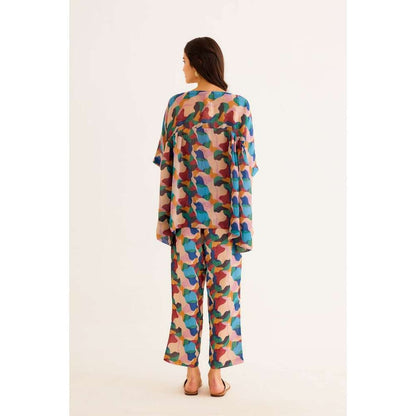 NORN Abstract Line Blouse