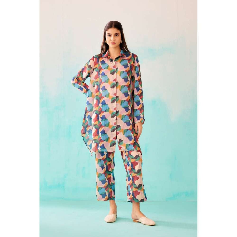 NORN Abstract Low Back Shirt