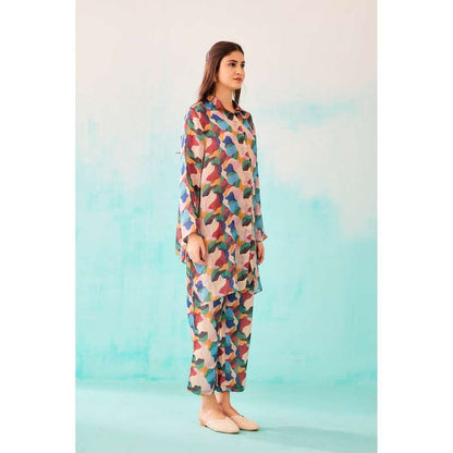 NORN Abstract Low Back Shirt