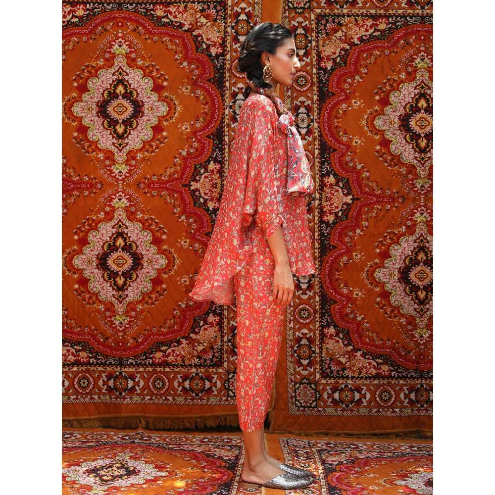 NORN Red Rabat Round Shirt