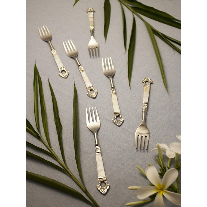 Assemblage Mother Of Pearl Taj Fork (Pack Of 6)