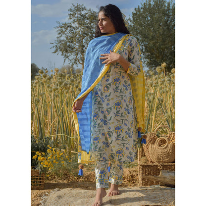 Baise Gaba Blue Daisy Dupatta Baise Gaba Blue Daisy Dupatta