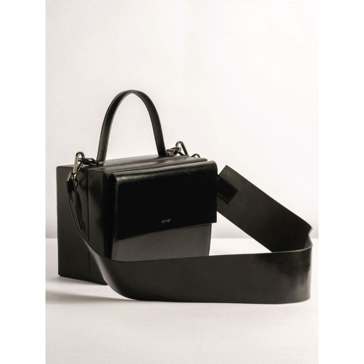 Tann-ed Black Box Sling Bag