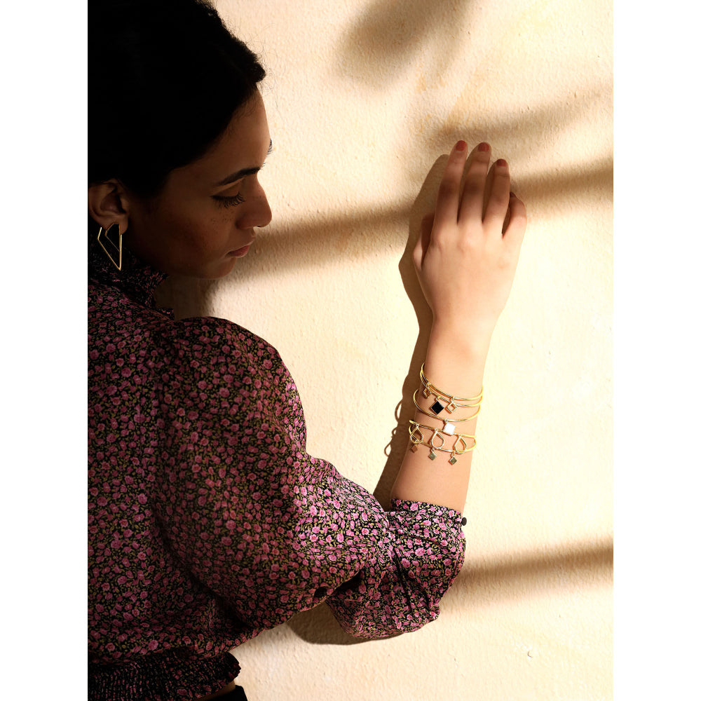 VARNIKA ARORA Austere Black Bracelet