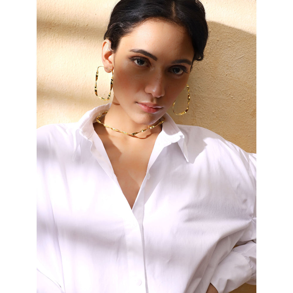 VARNIKA ARORA Brazen Golden Necklace