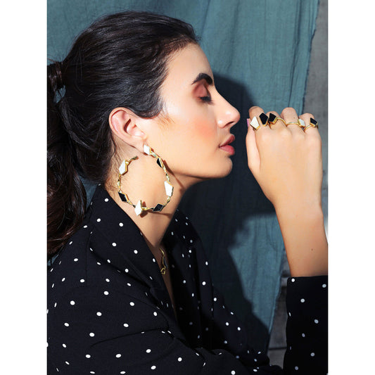 VARNIKA ARORA Medley Black Ring