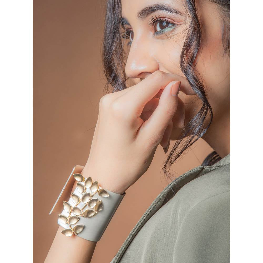 Suhani Pittie Silver Twig And Leaf Cuff