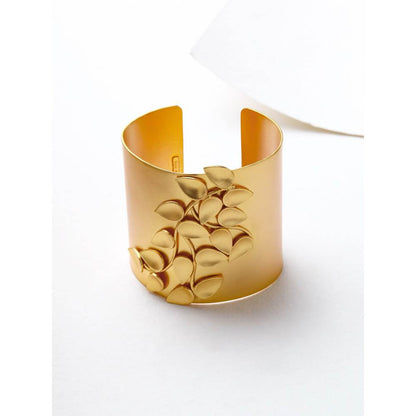Suhani Pittie Gold Twig & Leaf Cuff