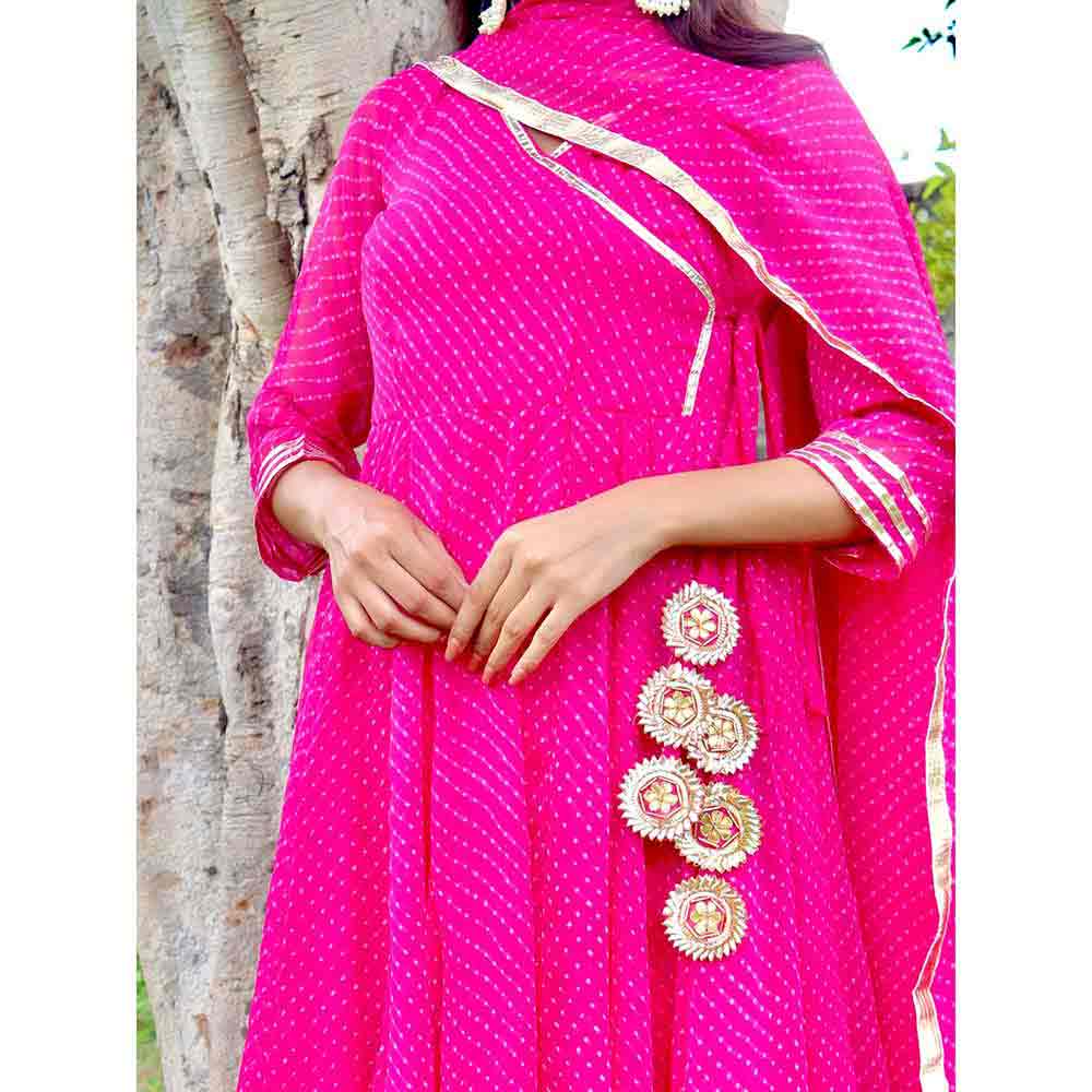 ONEWE INDIA Paakhi Mothra Anarkali Set (Set of 3) - Pink