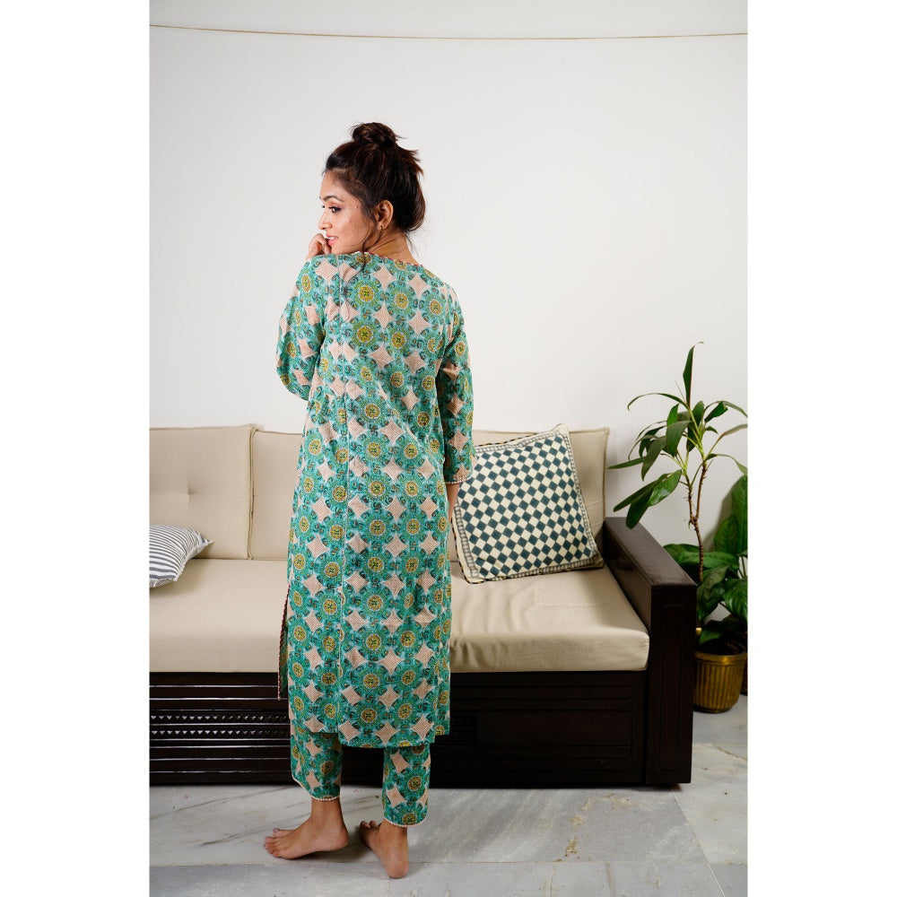 PANTS AND PAJAMAS Beige Zohra Block Printed Dupatta