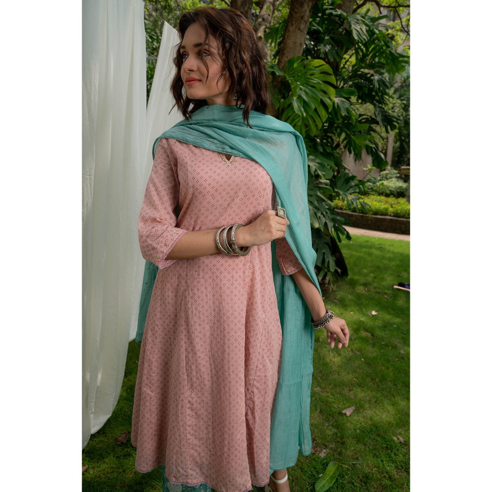 PANTS AND PAJAMAS Aqua Sequin Embroidered Chanderi Dupatta
