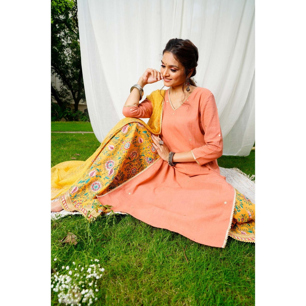 PANTS AND PAJAMAS Mustard Block Printed Kota Dupatta