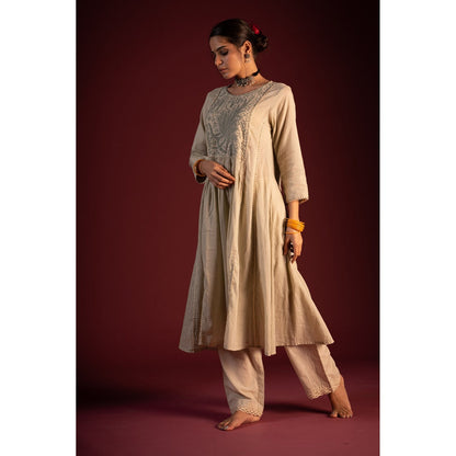 PANTS AND PAJAMAS Sage Green Prithvi Foil Print Dupatta