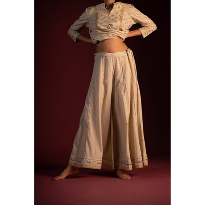 PANTS AND PAJAMAS Ravi Foil Print Dupatta