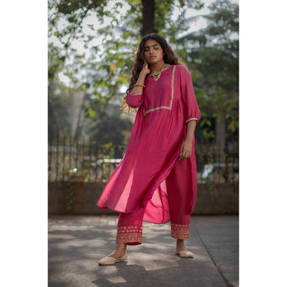 PANTS AND PAJAMAS Hot Pink Nalini Sequined Dupatta