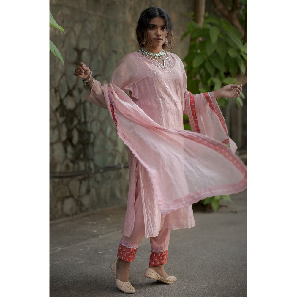 PANTS AND PAJAMAS Light Pink Gulkhera Sequin Dupatta