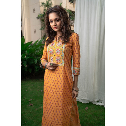 PANTS AND PAJAMAS Mustard Block Printed Straight Bottom