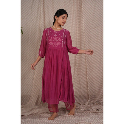 PANTS AND PAJAMAS Berry Chikan Chanderi Mul Kurta & Cotton Silk Pant (Set of 2)