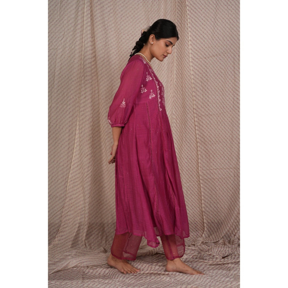 PANTS AND PAJAMAS Berry Chikan Chanderi Mul Kurta & Cotton Silk Pant (Set of 2)