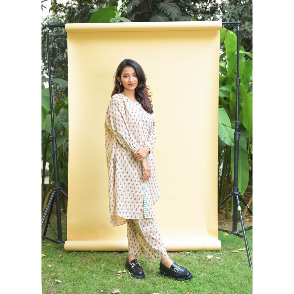 PANTS AND PAJAMAS Kai Beige Block Printed in Cotton Tunic Shirt and Cotton Bottom (Set of 2)