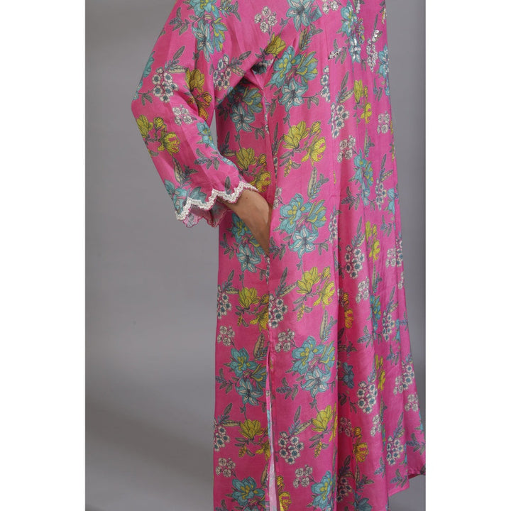 PANTS AND PAJAMAS Pink Cotton Silk Printed Kurta & Pant (Set of 2)