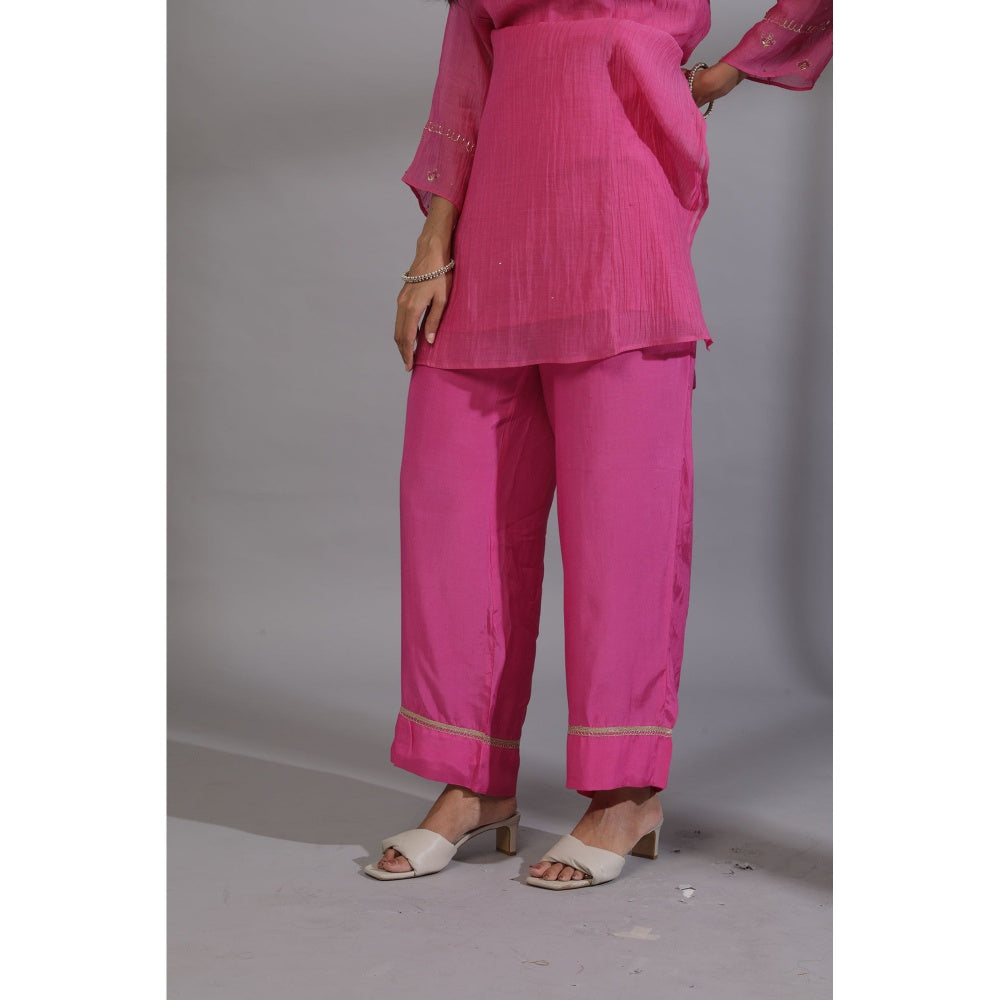 PANTS AND PAJAMAS Pink Chanderi Embroidered Kurta & Pant (Set of 2)
