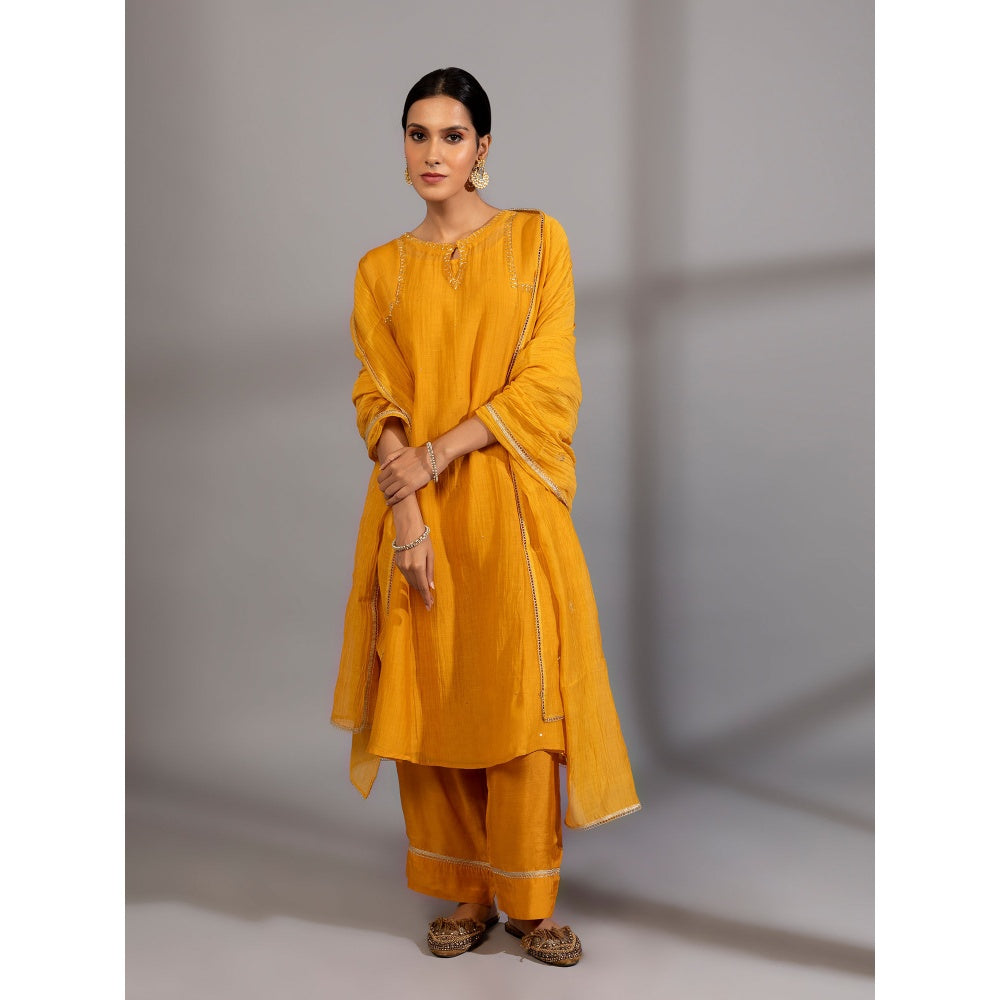 PANTS AND PAJAMAS Mustard Chanderi Embroidered Kurta With Pant & Dupatta (Set of 3)