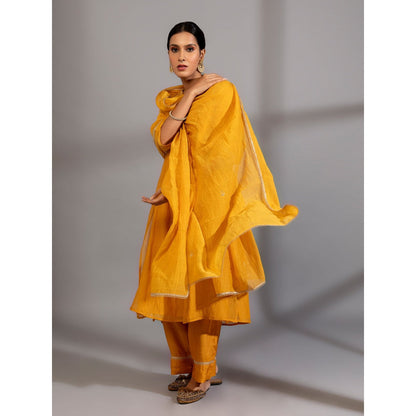 PANTS AND PAJAMAS Mustard Chanderi Embroidered Kurta With Pant & Dupatta (Set of 3)