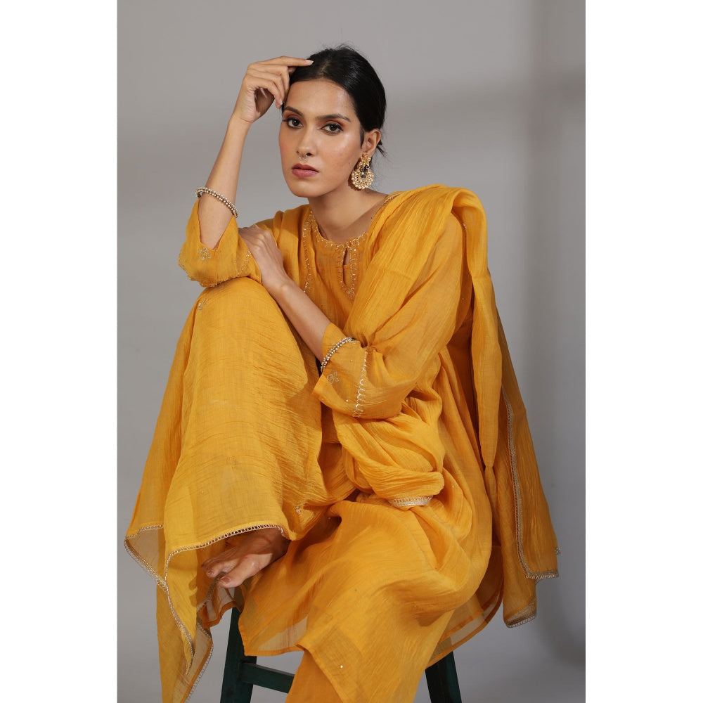 PANTS AND PAJAMAS Mustard Chanderi Embroidered Kurta With Pant & Dupatta (Set of 3)