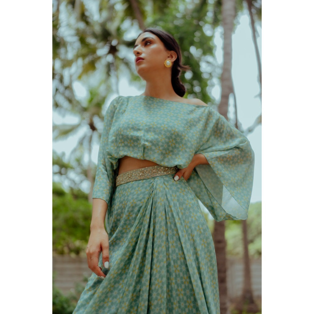 Paulmi & Harsh Star Printed Fusion Crop Top (Set of 2)